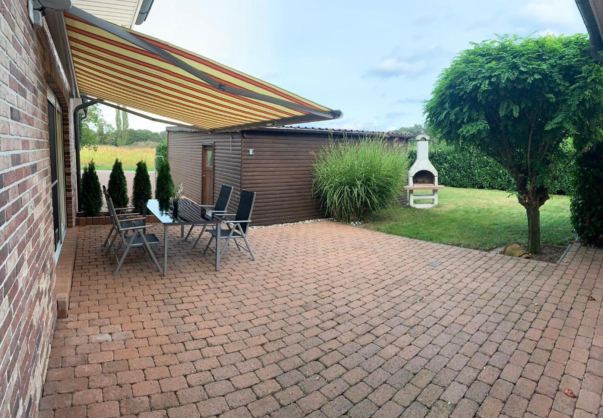 Ferienwohnung Fuer 4 Personen In Bester Lage Ca. 15 Km Von Bremen City アヒム エクステリア 写真
